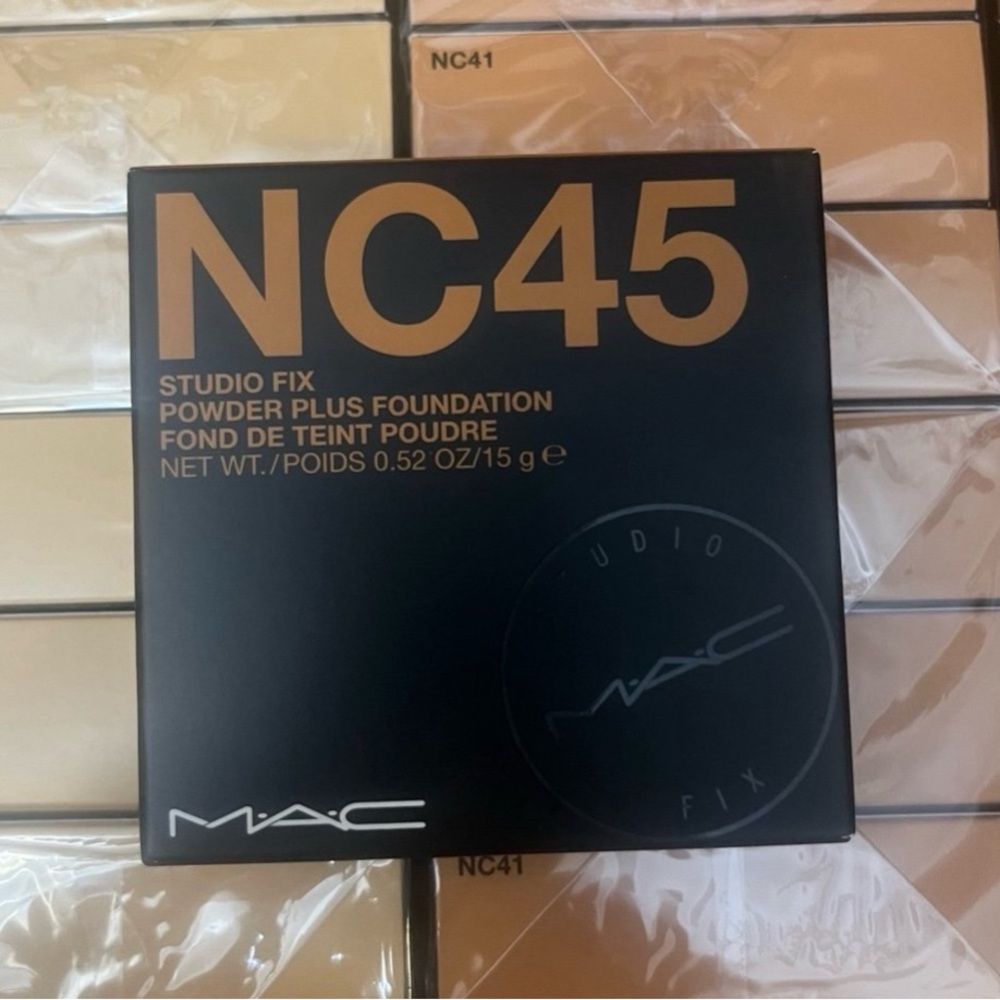 Old version NC45 MAC Cosmetics Studio Fix Powder Plus Foundation